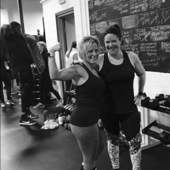 Meet your Posher, Lisa m - Picture 2 of 3